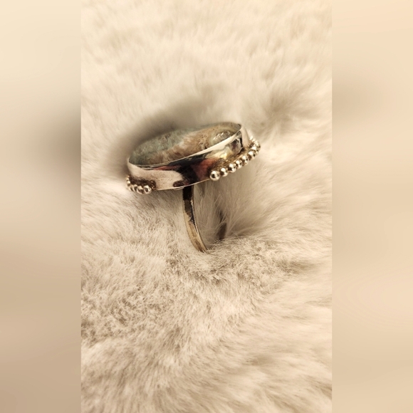 Crystal Stone Silver Ring - Picture 2 of 6